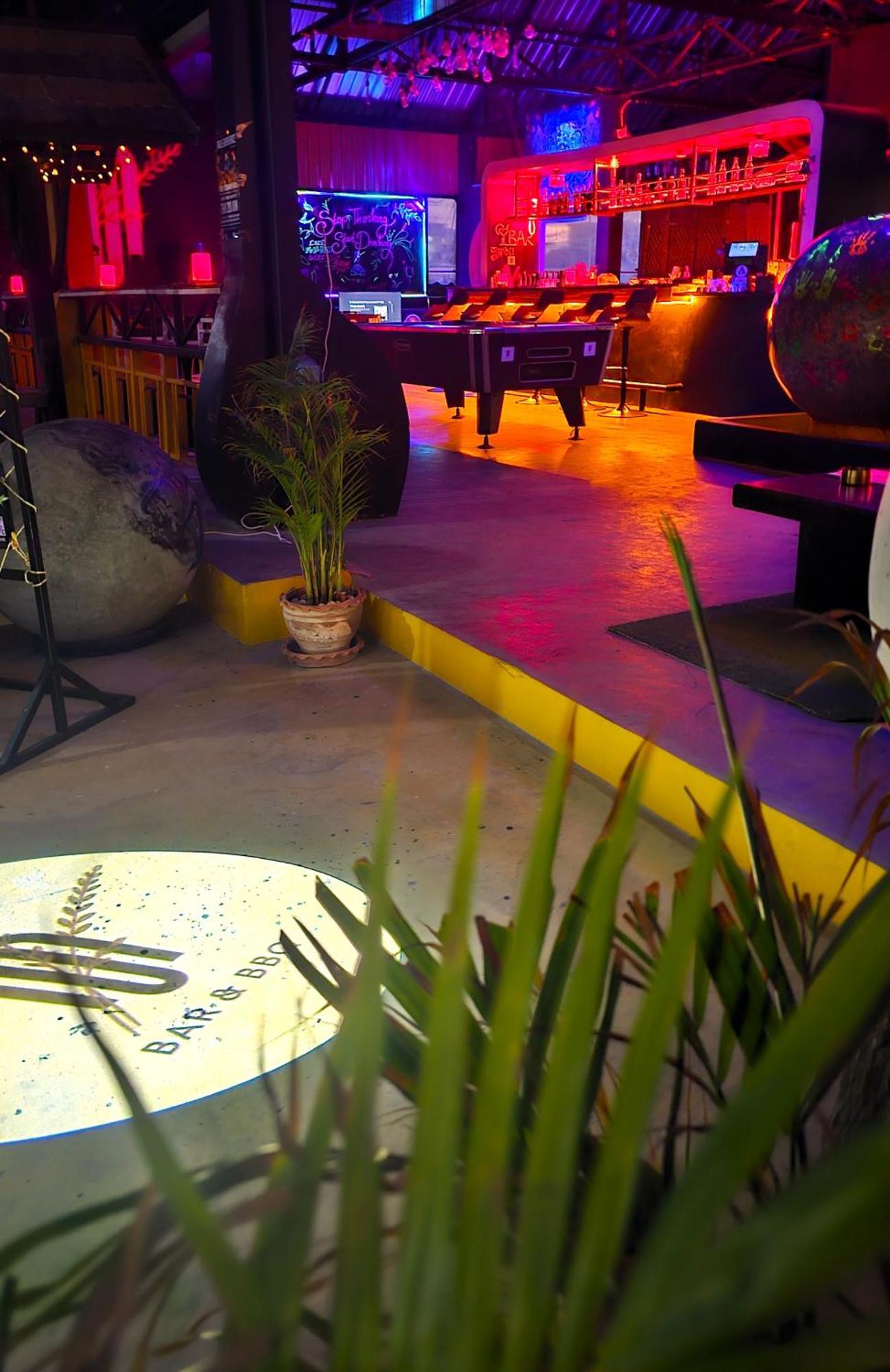Mbar Hostel Haad Rin Εξωτερικό φωτογραφία